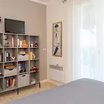 Maison Dans Un Parc De Verdure